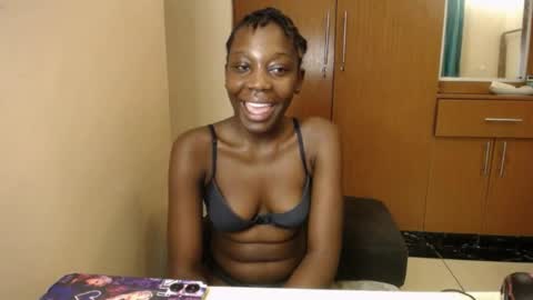 Elsy online show from 04/23/26, 04:53