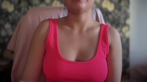 Snapshot of sindrastone chatting on 11/02/25, 10:01 Sindra online show from 11/02/25, 10:01