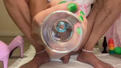 Snapshot of sindysissy chatting on 08/09/26, 03:55 Sindy SissyEnglish Spanish online show from 08/09/26, 03:55