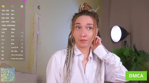 Snapshot of sinfulfairy chatting on 10/16/25, 05:08 online show from 10/16/25, 05:08