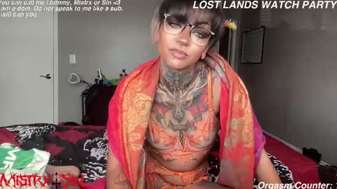 Snapshot of sinfulincubus chatting on 09/20/25, 09:49 Mistrx Sin online show from 09/20/25, 09:49