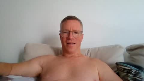 Snapshot of sinfulpulse69 chatting on 06/14/26, 05:26 sinfulpulse69 online show from 06/14/26, 05:26