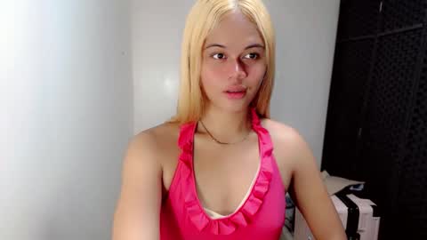 sinfulrose_ online show from 01/11/26, 10:37