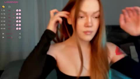 Snapshot of sinfulsmile_ chatting on 11/17/25, 04:40 Ivy online show from 11/17/25, 04:40