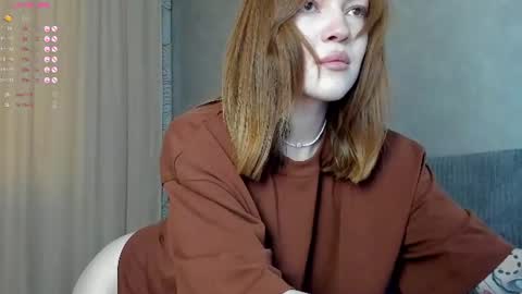 Snapshot of sinfulsmile_ chatting on 08/03/26, 11:37 Ivy online show from 08/03/26, 11:37