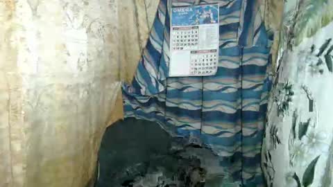 Snapshot of single_momma68 chatting on 10/27/25, 12:31 Single momma68 online show from 10/27/25, 12:31