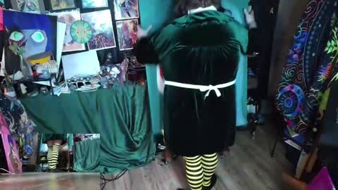 Sinstress hemlock online show from 05/08/26, 12:16