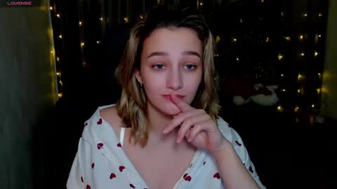 Sinty Noria online show from 02/11/25, 04:33