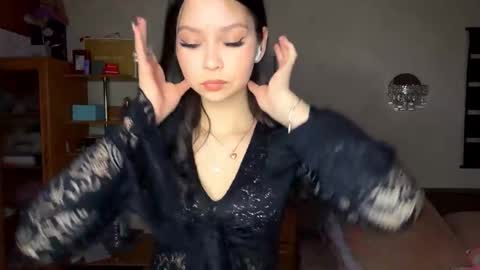 Emma online show from 12/02/25, 11:48