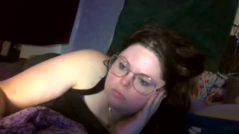 Snapshot of siofra chatting on 10/02/25, 01:51 Siofra online show from 10/02/25, 01:51