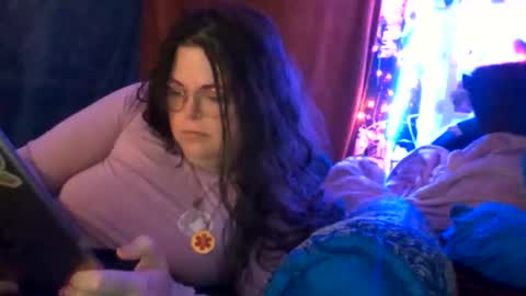 Snapshot of siofra chatting on 11/07/25, 07:41 Siofra online show from 11/07/25, 07:41