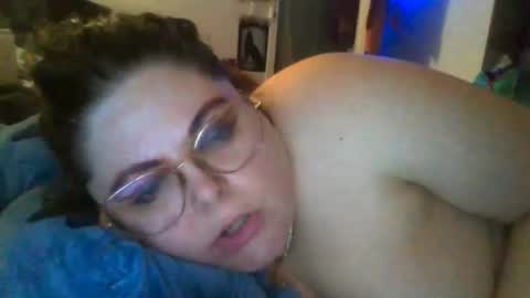 Siofra online show from 01/19/26, 02:43