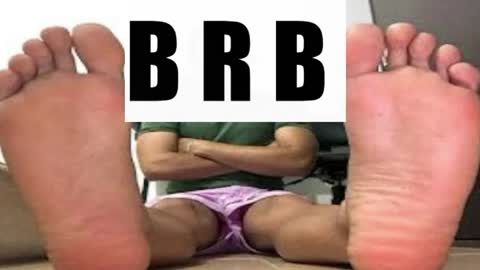 only foot                         worshipers here online show from 04/21/26, 03:02