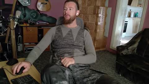 Snapshot of sir_pelo_iv chatting on 09/15/25, 05:51 I am The Fourth and only Sir. Pelo online show from 09/15/25, 05:51