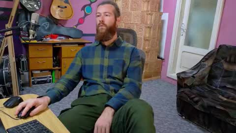 Snapshot of sir_pelo_iv chatting on 10/29/25, 11:34 I am The Fourth and only Sir. Pelo online show from 10/29/25, 11:34