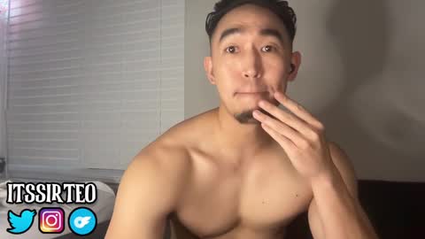 Snapshot of sir_teo chatting on 02/22/25, 01:44 SIR TEO online show from 02/22/25, 01:44