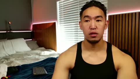 SIR TEO online show from 03/25/26, 05:52