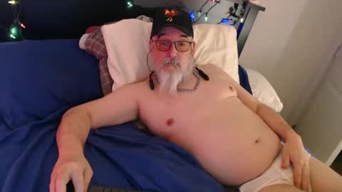 Snapshot of sirbeercan chatting on 02/11/25, 10:59 sir beer can the friendly hermit online show from 02/11/25, 10:59