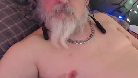 Snapshot of sirbeercan chatting on 02/12/25, 08:27 sir beer can the friendly hermit online show from 02/12/25, 08:27