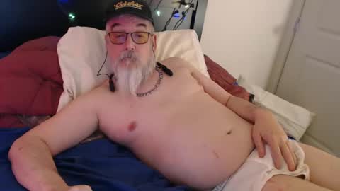 Snapshot of sirbeercan chatting on 02/22/25, 07:12 sir beer can the friendly hermit online show from 02/22/25, 07:12