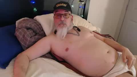 Snapshot of sirbeercan chatting on 03/02/25, 06:27 sir beer can the friendly hermit online show from 03/02/25, 06:27