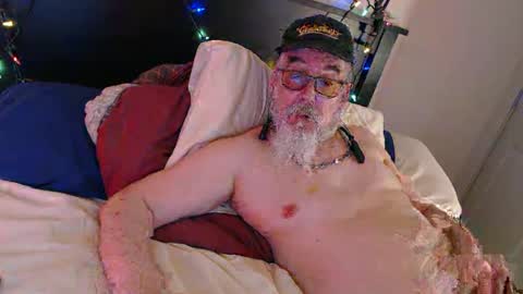 Snapshot of sirbeercan chatting on 03/04/25, 09:29 sir beer can the friendly hermit online show from 03/04/25, 09:29