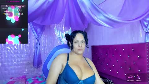 Sirena Fuentes online show from 12/17/24, 03:17