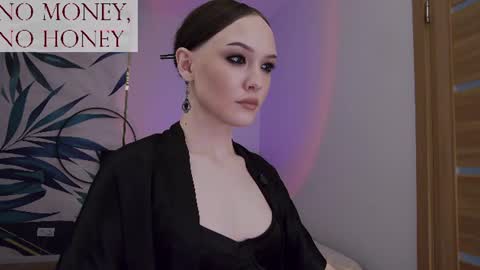 Snapshot of sirenaswhisper chatting on 07/07/26, 06:47 Goddess Sirena online show from 07/07/26, 06:47
