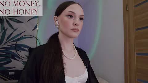 Snapshot of sirenaswhisper chatting on 07/27/26, 03:57 Goddess Sirena online show from 07/27/26, 03:57