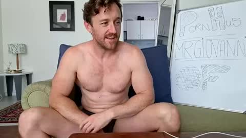 Snapshot of sirgiovanni chatting on 11/24/25, 10:15 Giovanni online show from 11/24/25, 10:15