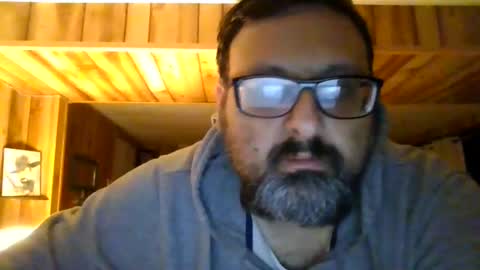 Snapshot of sirmike80 chatting on 01/20/25, 03:04 SirMike80 online show from 01/20/25, 03:04