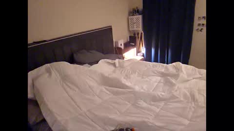 sirrockos online show from 04/19/26, 05:07