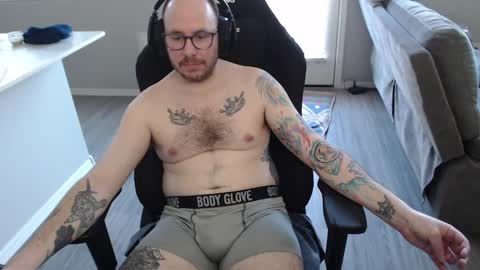 Snapshot of sirscotty831 chatting on 02/03/25, 12:04 Sir Scotty online show from 02/03/25, 12:04