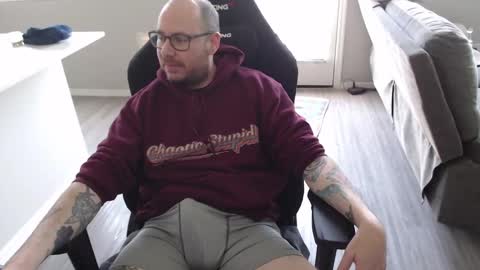 Snapshot of sirscotty831 chatting on 02/03/25, 04:52 Sir Scotty online show from 02/03/25, 04:52