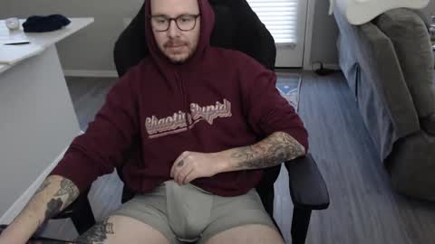 Snapshot of sirscotty831 chatting on 02/04/25, 02:32 Sir Scotty online show from 02/04/25, 02:32