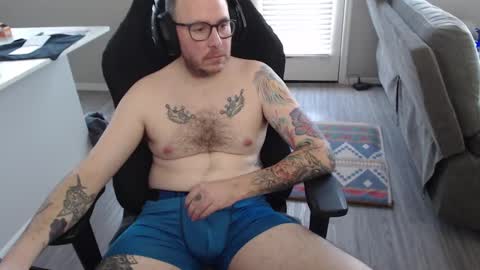 Snapshot of sirscotty831 chatting on 03/09/25, 12:42 Sir Scotty online show from 03/09/25, 12:42