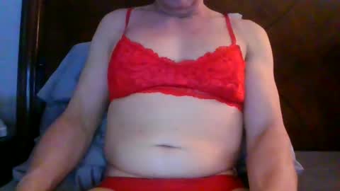 wants to suck cock online show from 06/08/26, 11:16