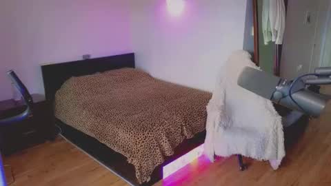 Ashleigh Mak online show from 03/16/26, 05:28