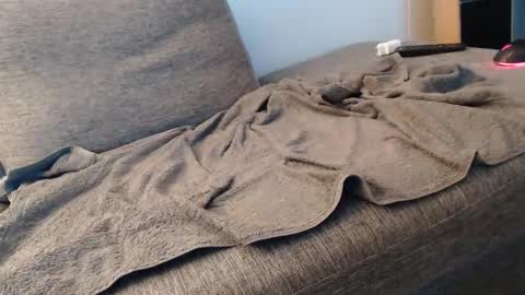 Snapshot of sissyboyforyoui chatting on 11/08/25, 01:17 looking for older male ore female to use me sexually and be good to me ahhhhh online show from 11/08/25, 01:17