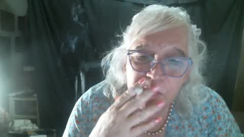 Sissy Diane online show from 11/06/25, 12:33