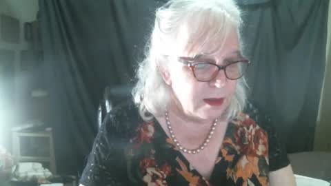 Sissy Diane online show from 11/07/25, 12:32