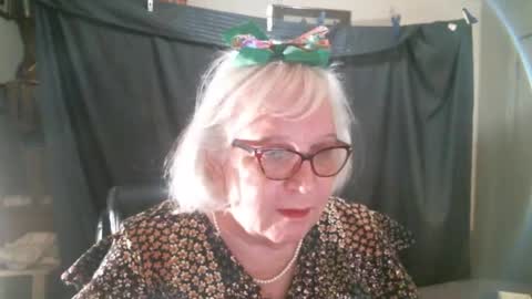 Sissy Diane online show from 12/16/25, 12:26