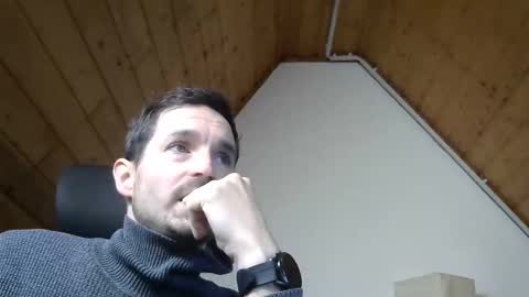 Snapshot of sissytoy35 chatting on 10/14/25, 07:09 sissytoy35 online show from 10/14/25, 07:09