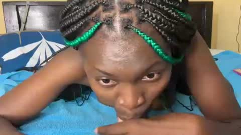 Snapshot of siswet9_ chatting on 02/06/25, 10:43 siswet online show from 02/06/25, 10:43