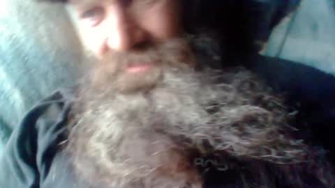 Snapshot of sitonmybeardxxx chatting on 05/26/26, 11:34 sitonmybeardxxx online show from 05/26/26, 11:34