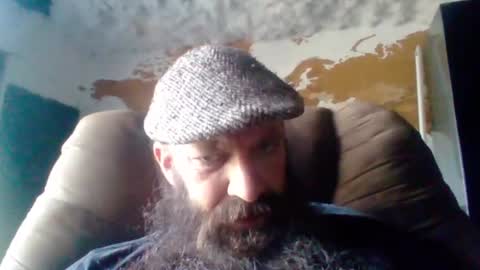 Snapshot of sitonmybeardxxx chatting on 06/12/26, 08:41 sitonmybeardxxx online show from 06/12/26, 08:41