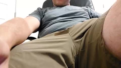 sixinchsolo online show from 10/24/25, 04:53