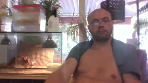 Snapshot of sixten113 chatting on 07/22/26, 05:27 sixten113 online show from 07/22/26, 05:27
