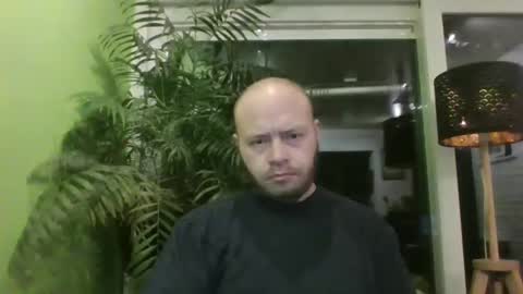 sixten19795 online show from 12/16/25, 06:29