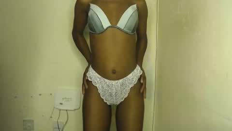 sizzly_ass online show from 03/18/26, 12:30